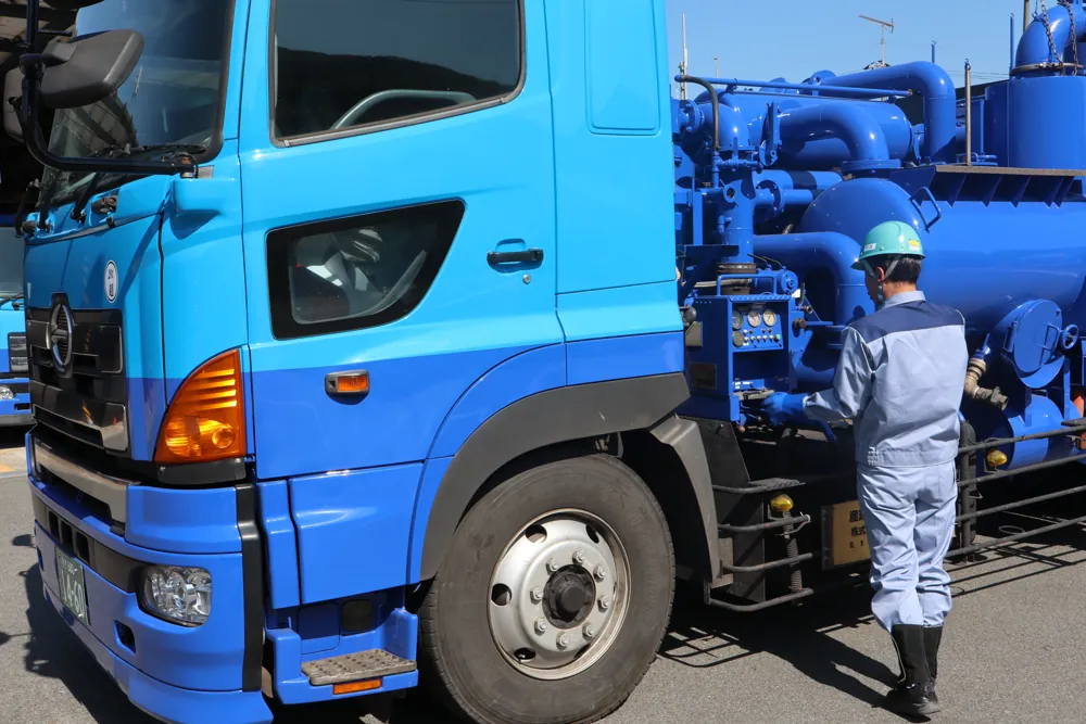 特殊車両の架装作業