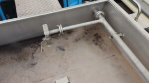 タンク上部パージ配管